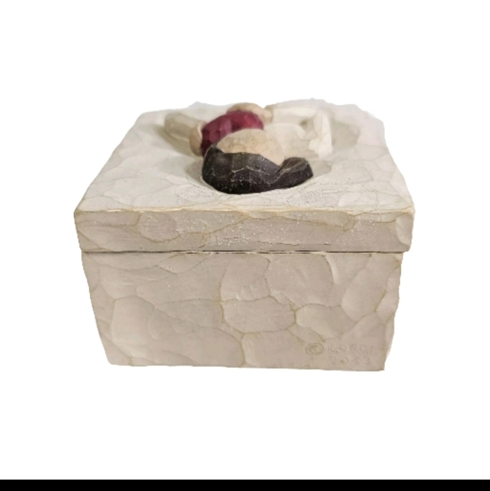 Willow Tree Square Keepsake Trinket Love Box by Lordi From the Heart 2003 - Picture 5 of 13
